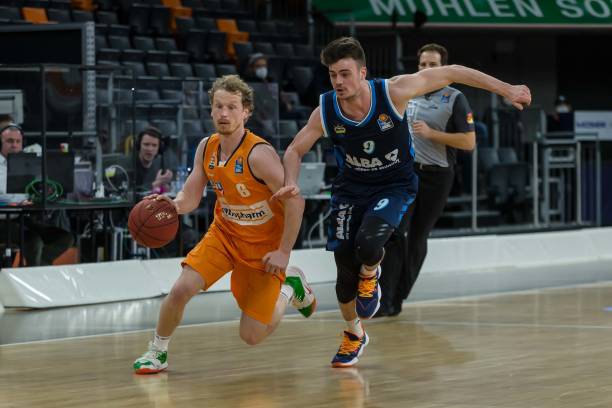 中国队在过 中国队在过